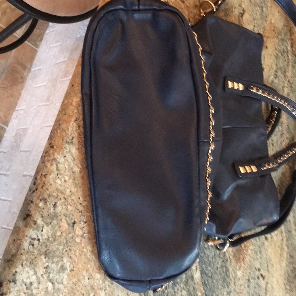 Handbag - Picture 14 of 14